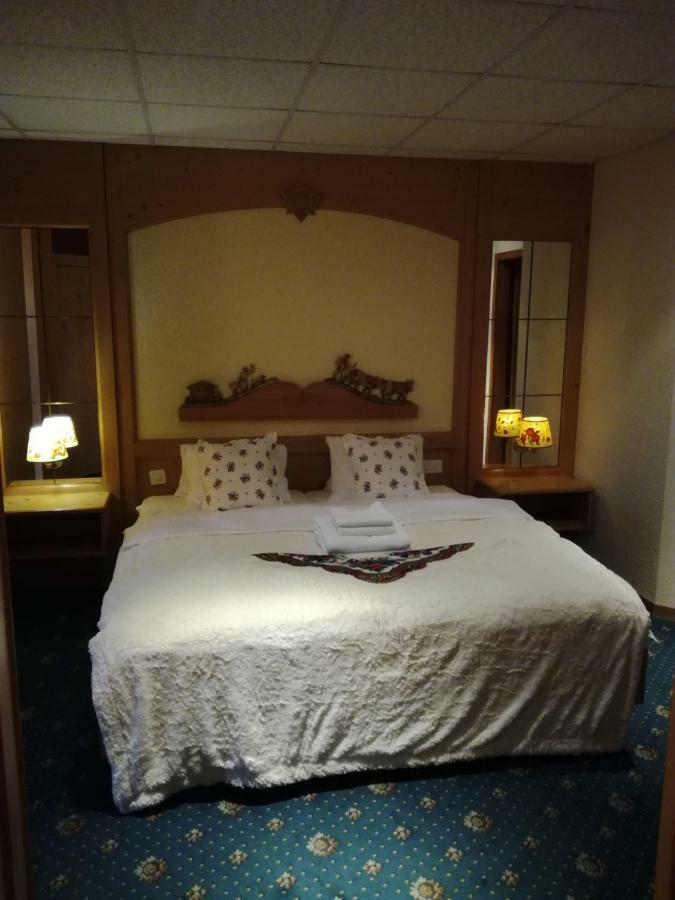 Touristen-Chalet Loèche-les-Bains Extérieur photo